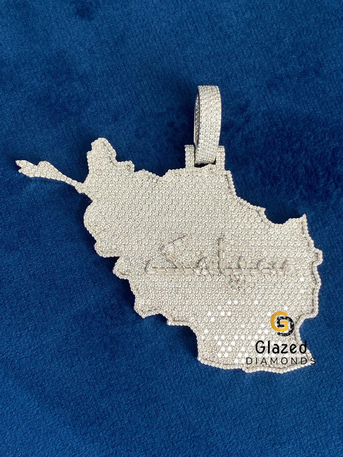 Custom Map Round VVs Moissanite Diamond Studded Pendant