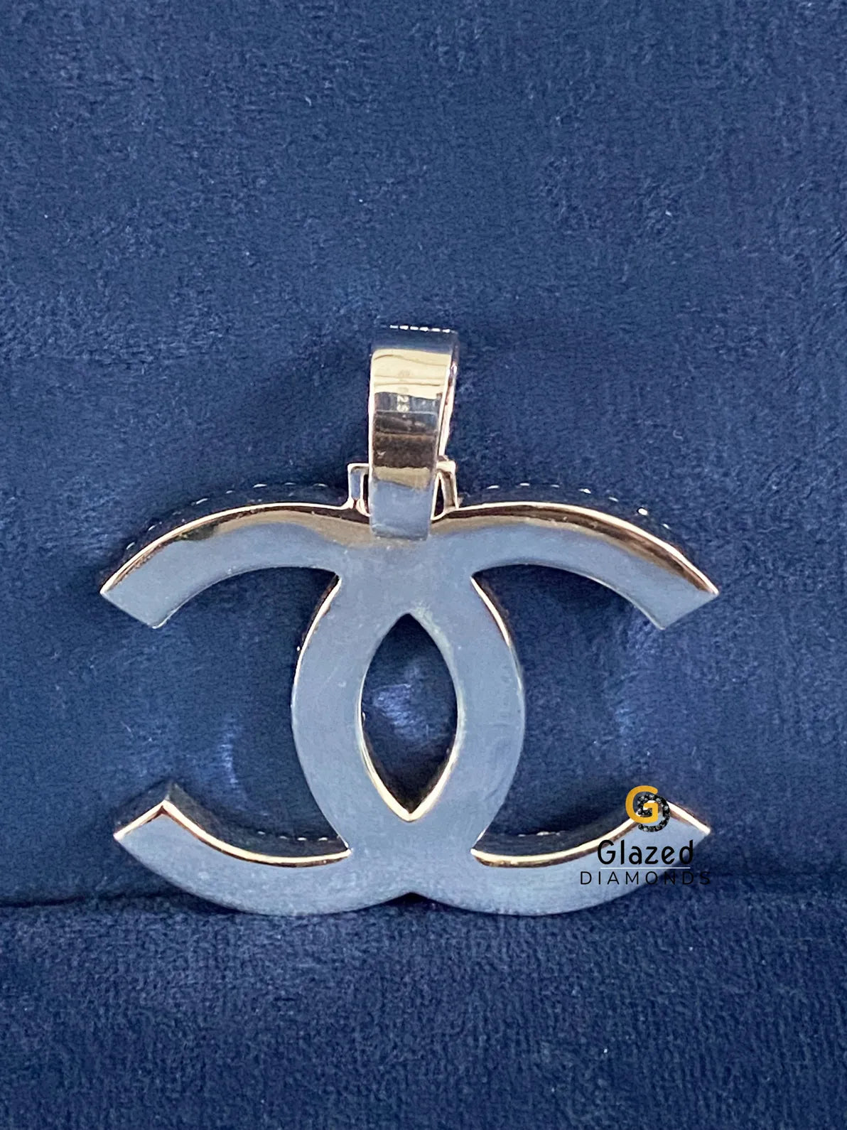 Customized Letter Round Moissanite Fully Iced Out Pendant