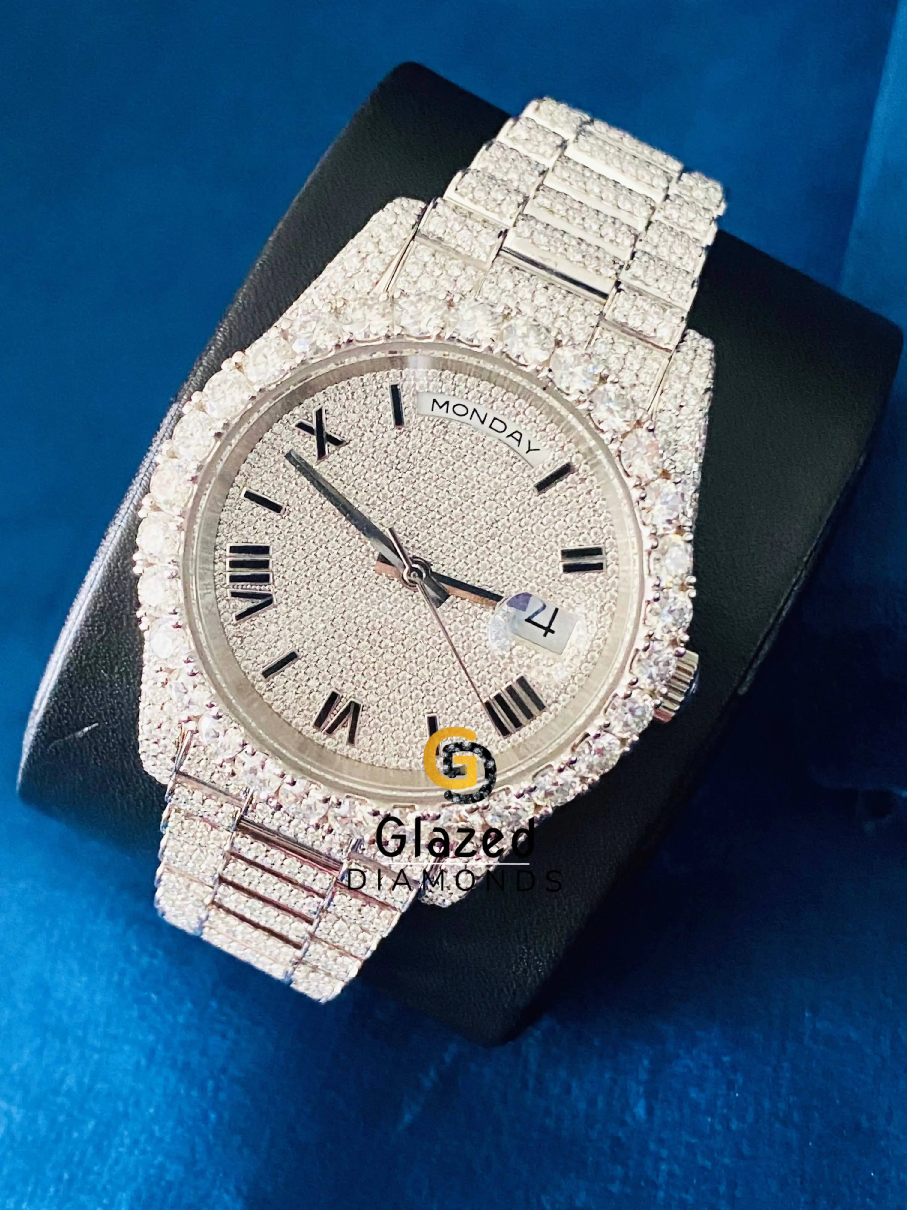 Roman Dial Day Date Hip Hop Moissanite Diamond Studded Watch