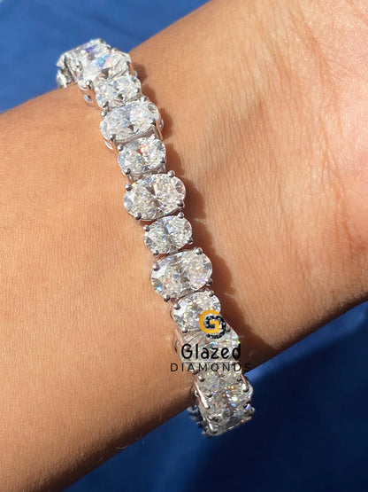 Diamond Studded Oval Moissanite Tennis Link Bracelet