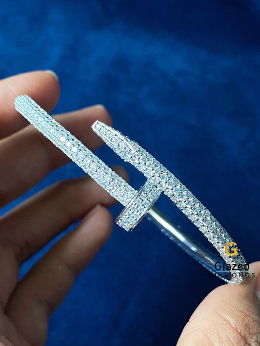 Diamond Studded Round VVs Moissanite Bracelet
