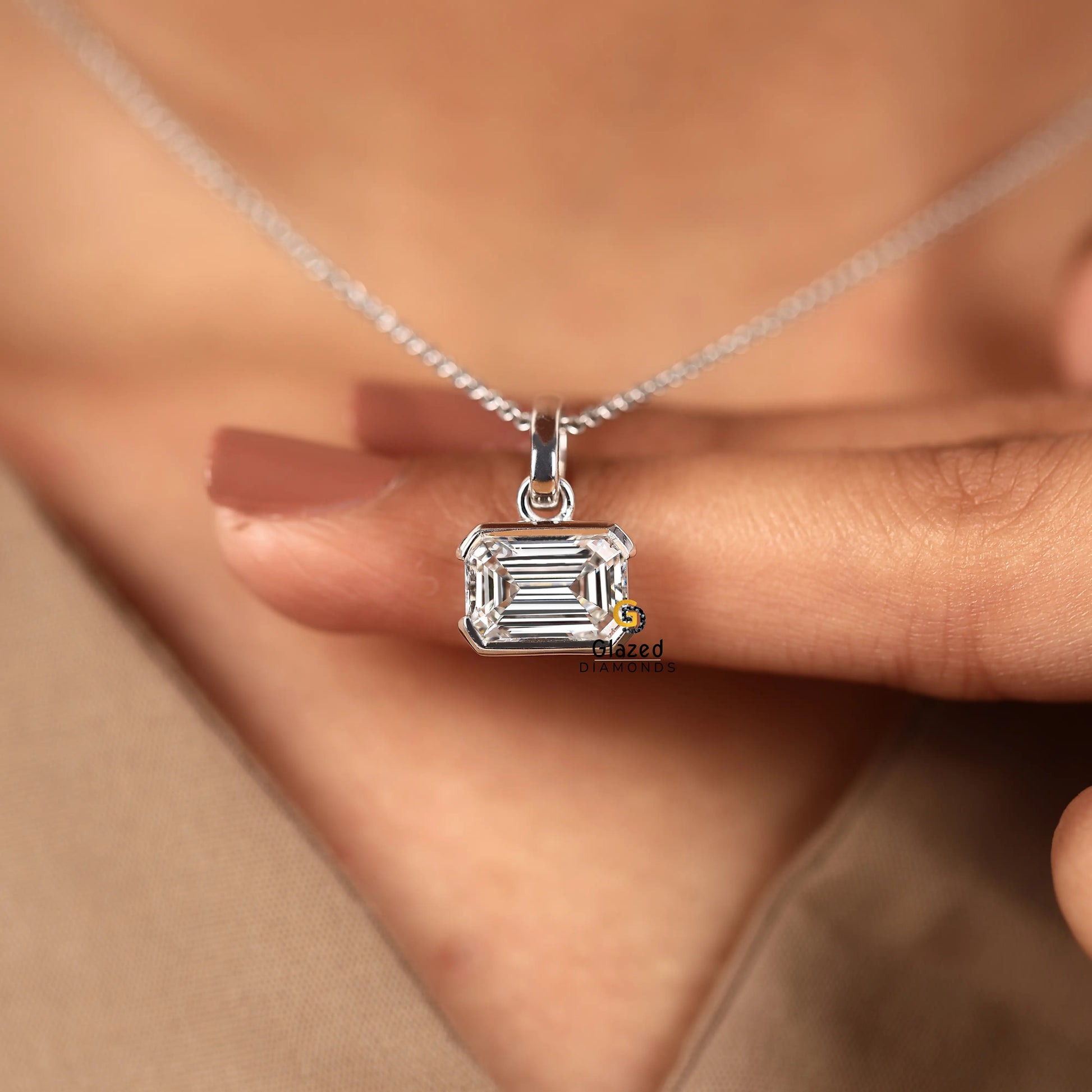 Emerald Diamond Charm Pendant For Women