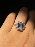 Emerald Side tapperd Baguette Moissanite Ring