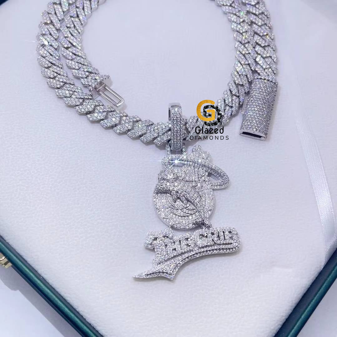 Full Bust Down Dilphin Pendant