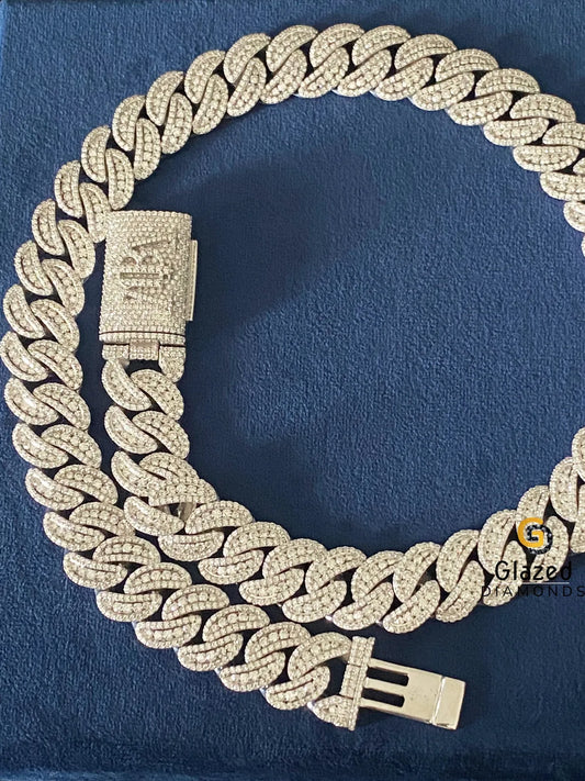 Fully Iced Out 18MM Round VVs Moissanite Cuban Link Chain
