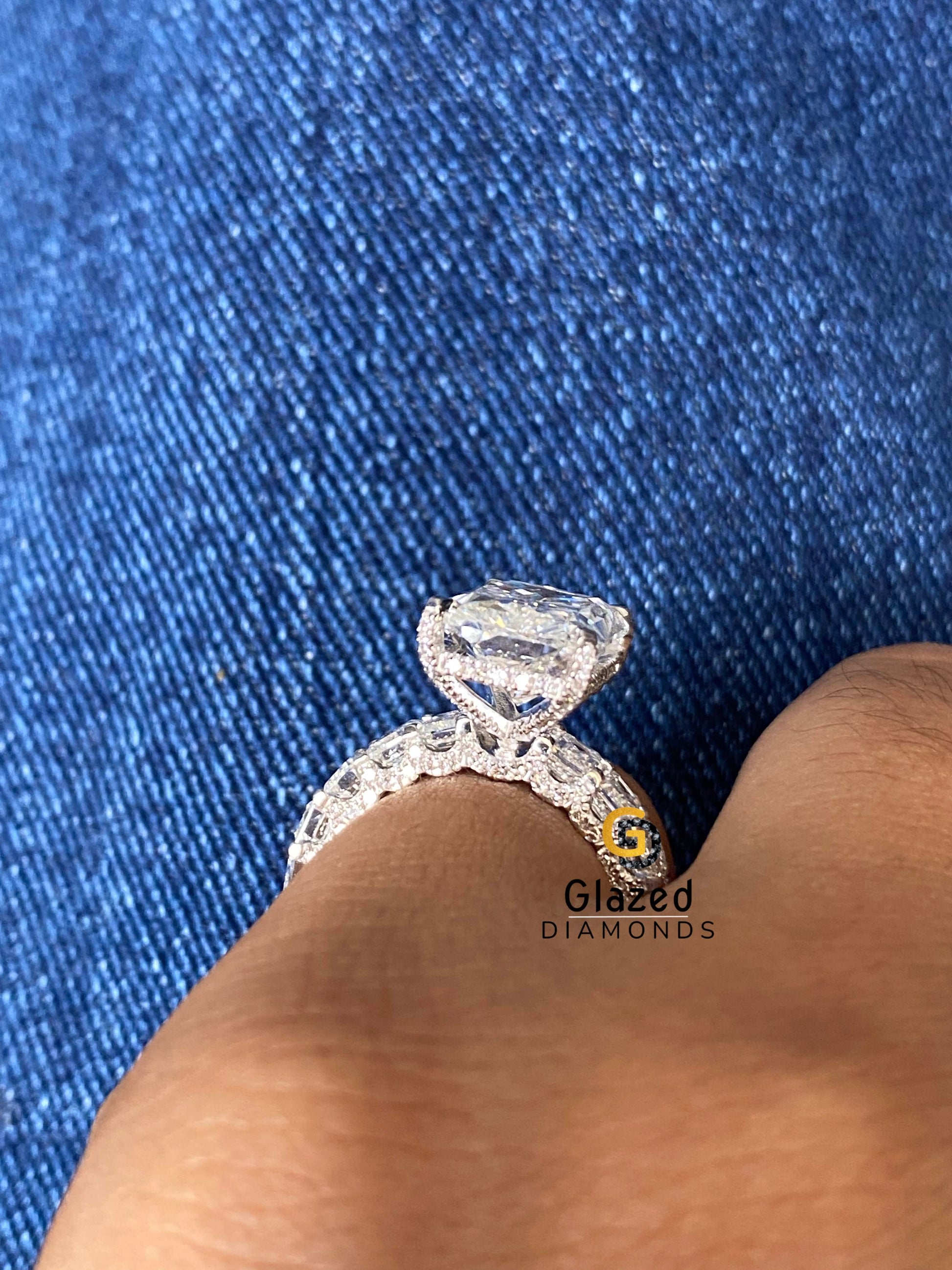 Gorgeous Radiant Cut Engagement Ring For Women