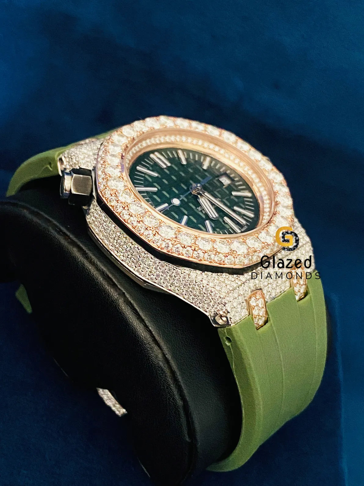 Hip Hop Face Dial Two Tone VVs Round Moissanite Watch