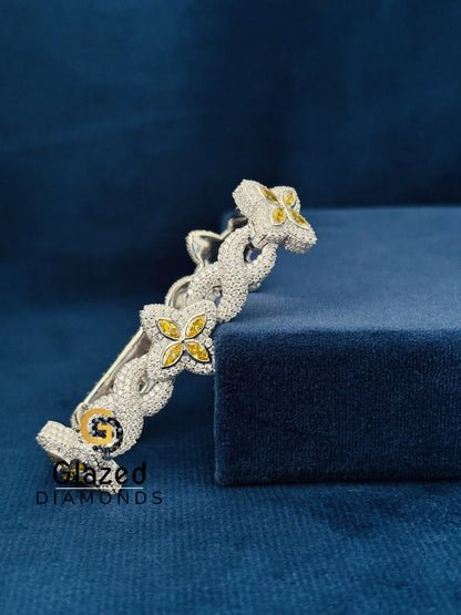 Iced Out Hip Hop Moissanite Studded Clover Bracelet