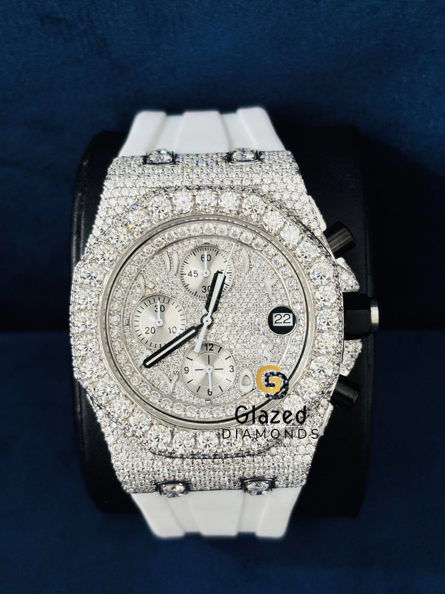 Iced Out Moissanite Hip Hop Studded Face Dial Watch
