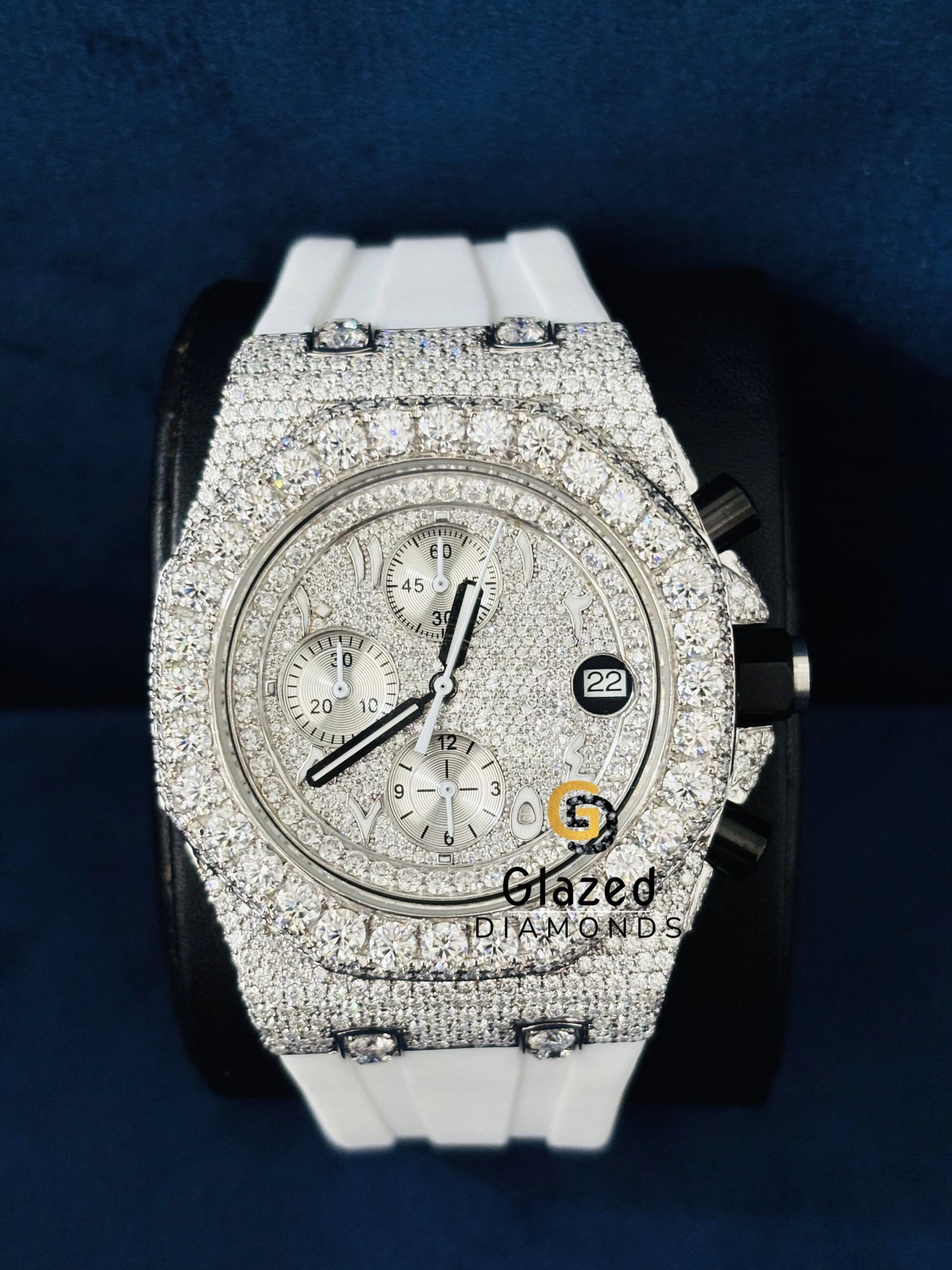 Iced Out Moissanite Hip Hop Studded Face Dial Watch