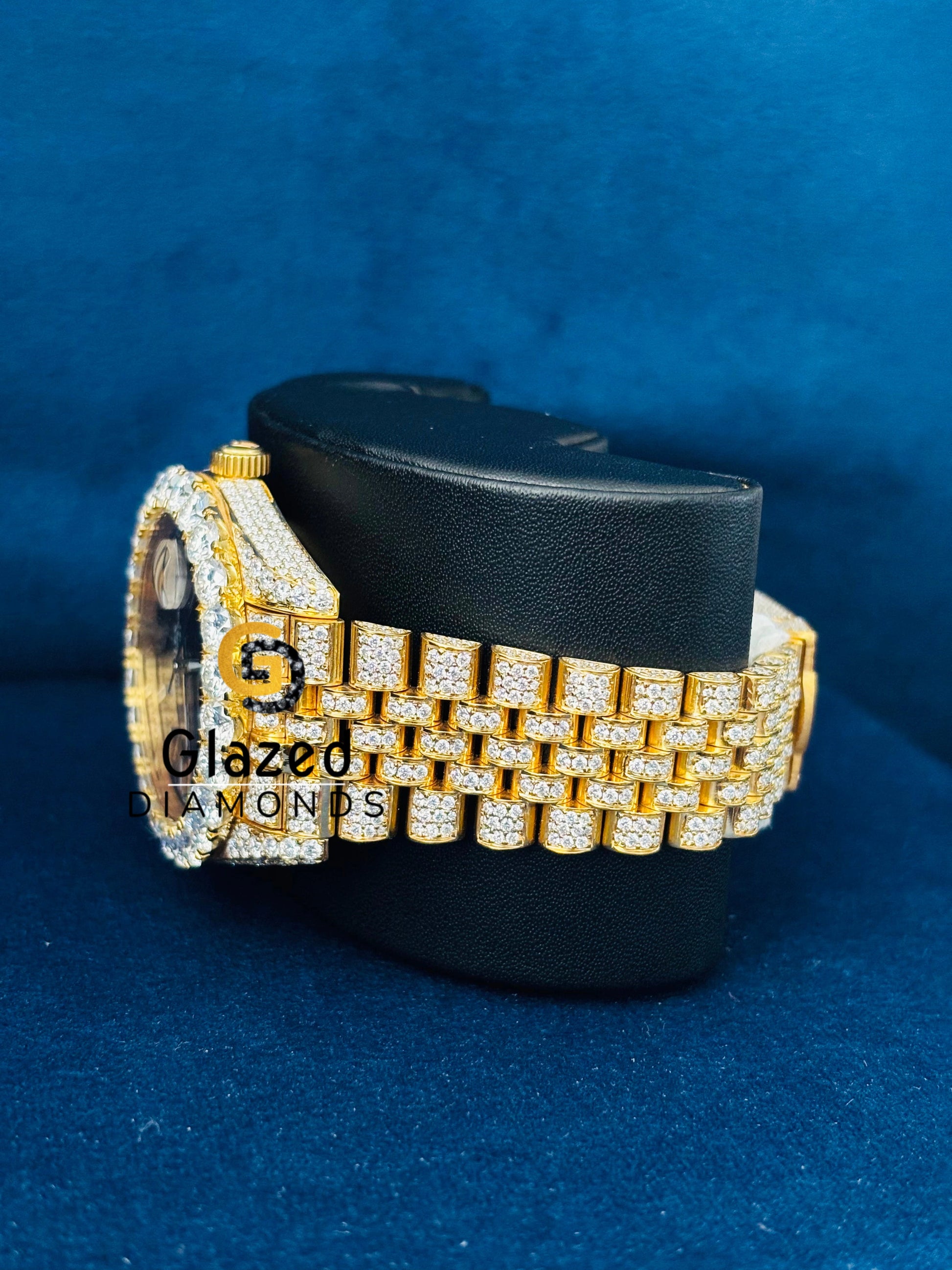 Jubilee Strap Black Dial Bust Down Moissanite Watch