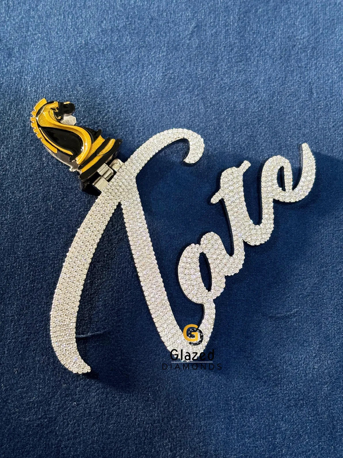 Knight Customized Letter Hip Hop Round Moissanite Pendant