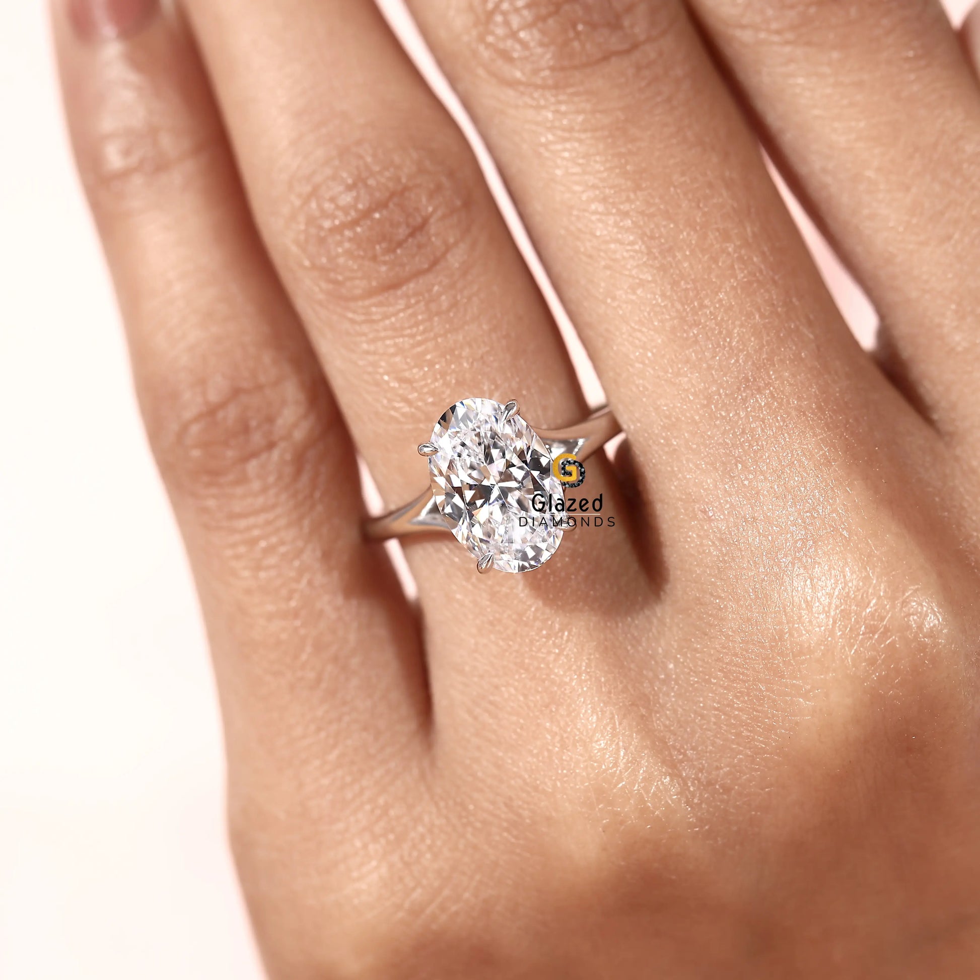 Lab Diamond Split Sank Wedding Ring For Women