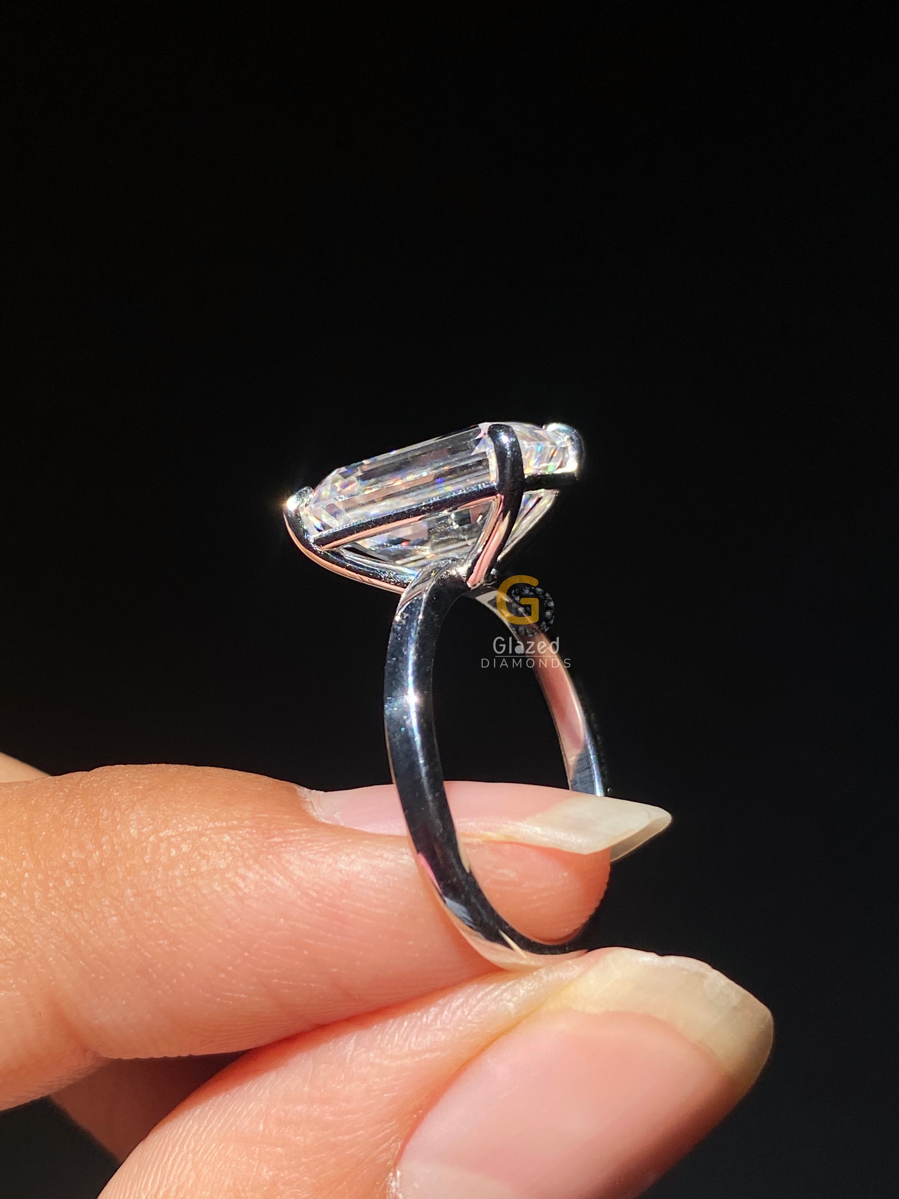 5 CT Emerald Cut Solitaire Moissanite Engagement Ring For Women