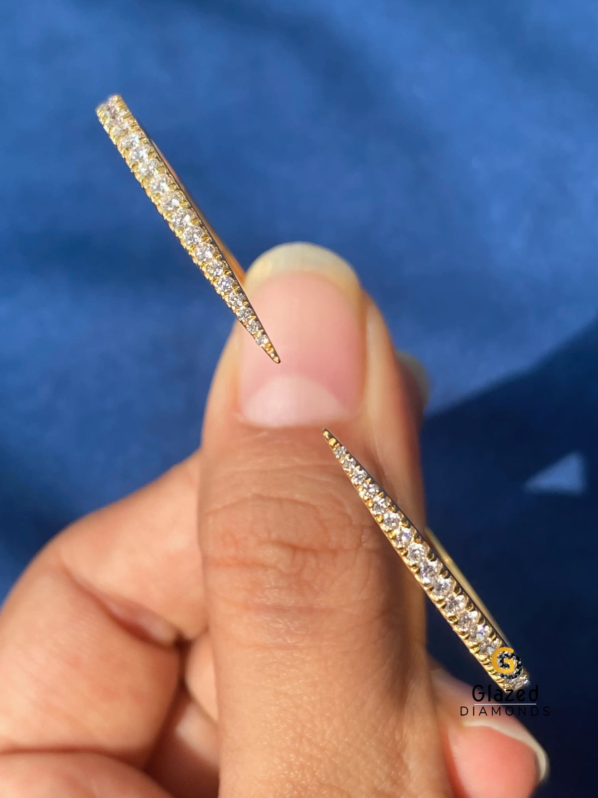 Round Open Claw Minimalist Moissanite Wrap Bangle Bracelet