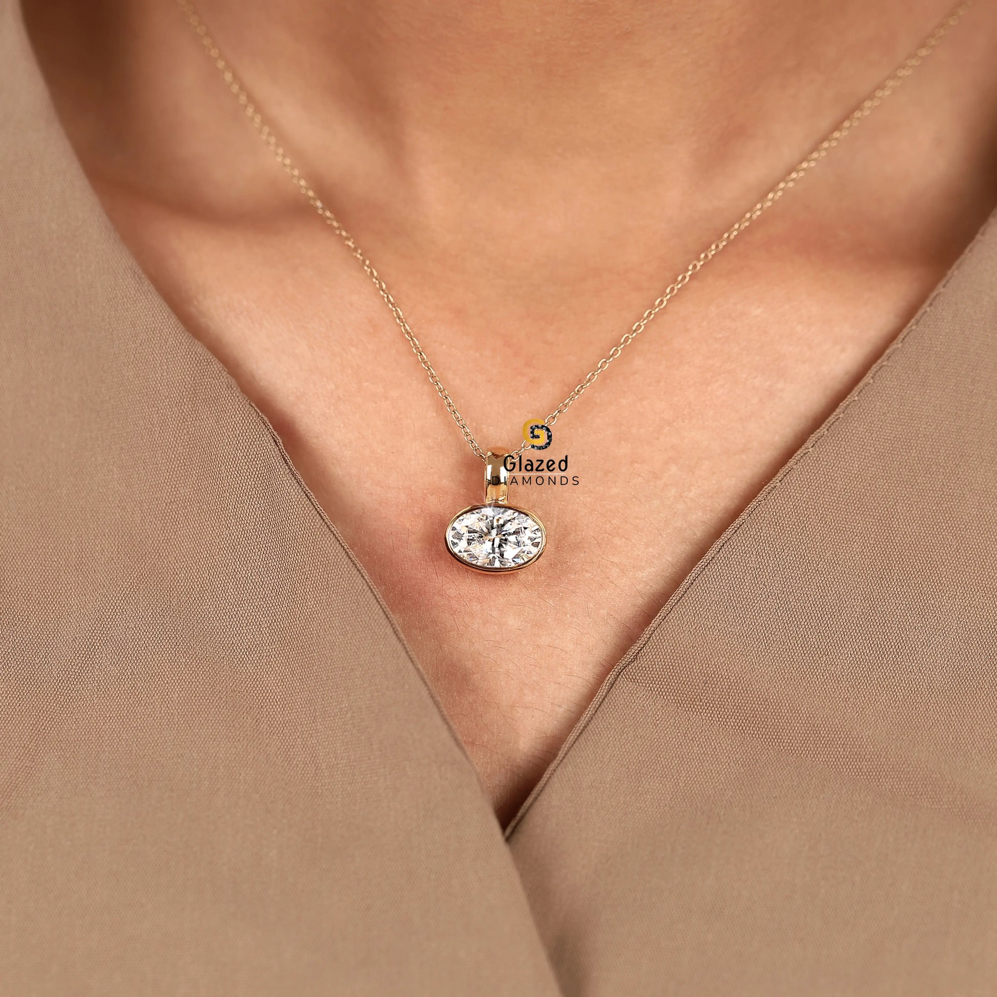 Oval Cut Charm Pendant