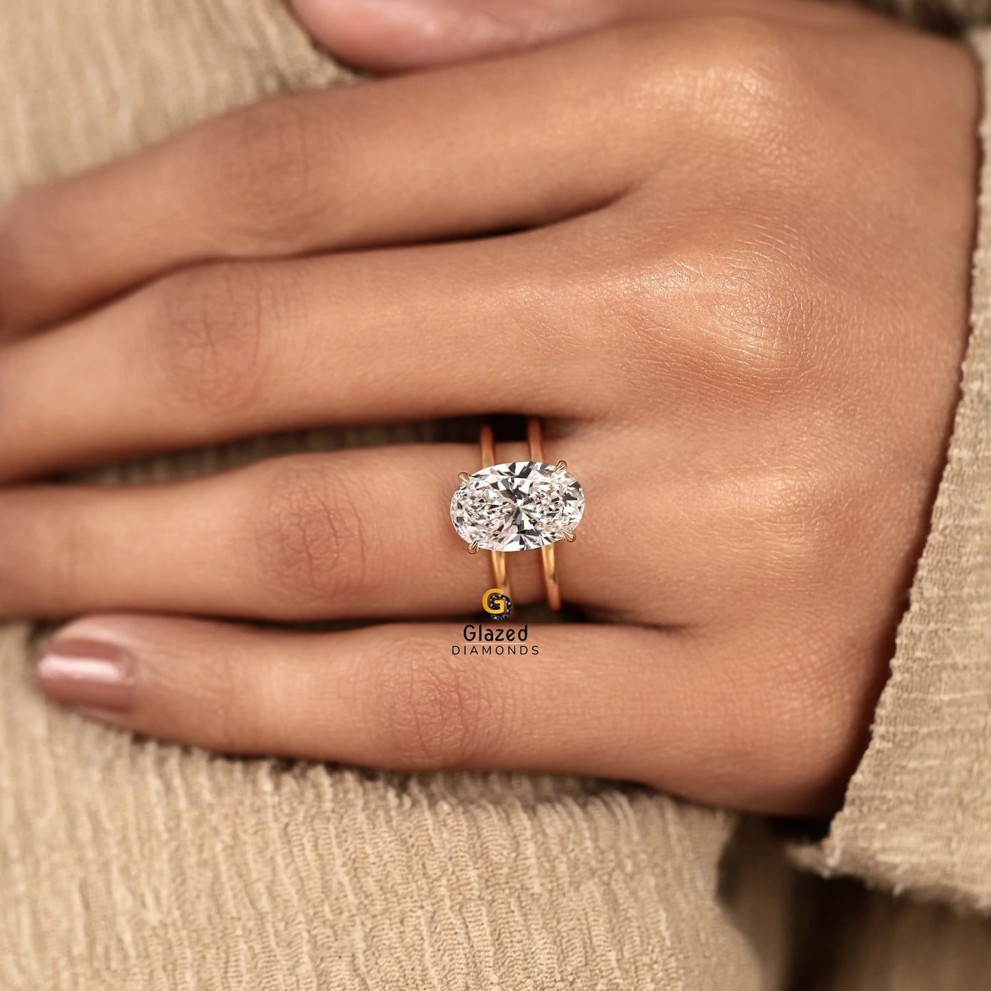 Oval Single Enhancer Diamond Wedding Ring