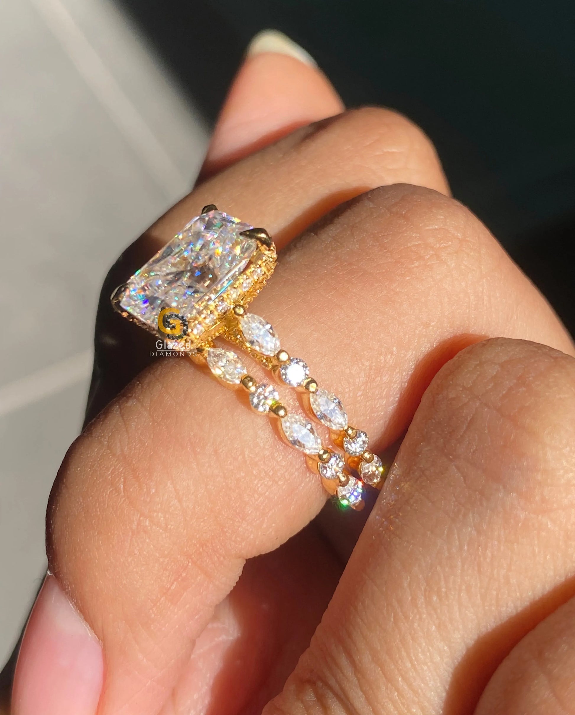 Radiant Bubble Band Bridal Set Ring