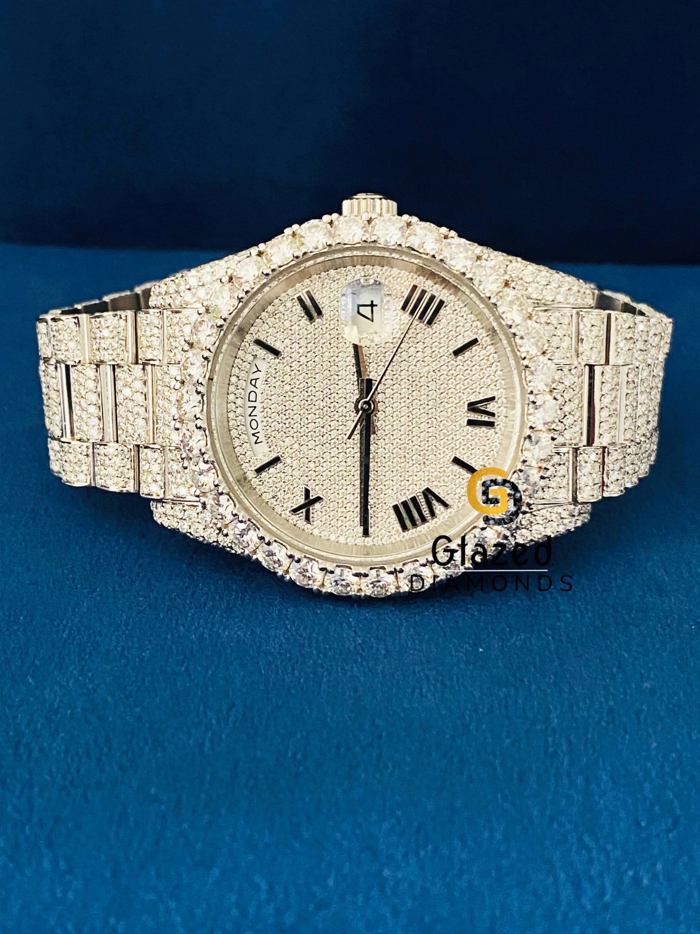 Roman Dial Day Date Hip Hop Moissanite Diamond Studded Watch