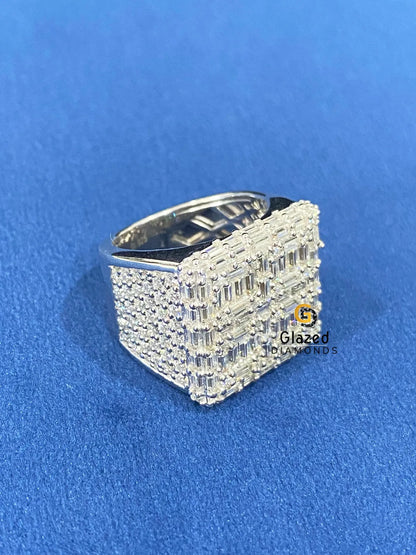 Round_Baguette Moissanite Super Square Hip Hop Ring
