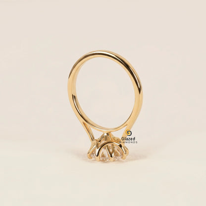 Round Cut Tulip Set Lab Grown Diamond Ring 