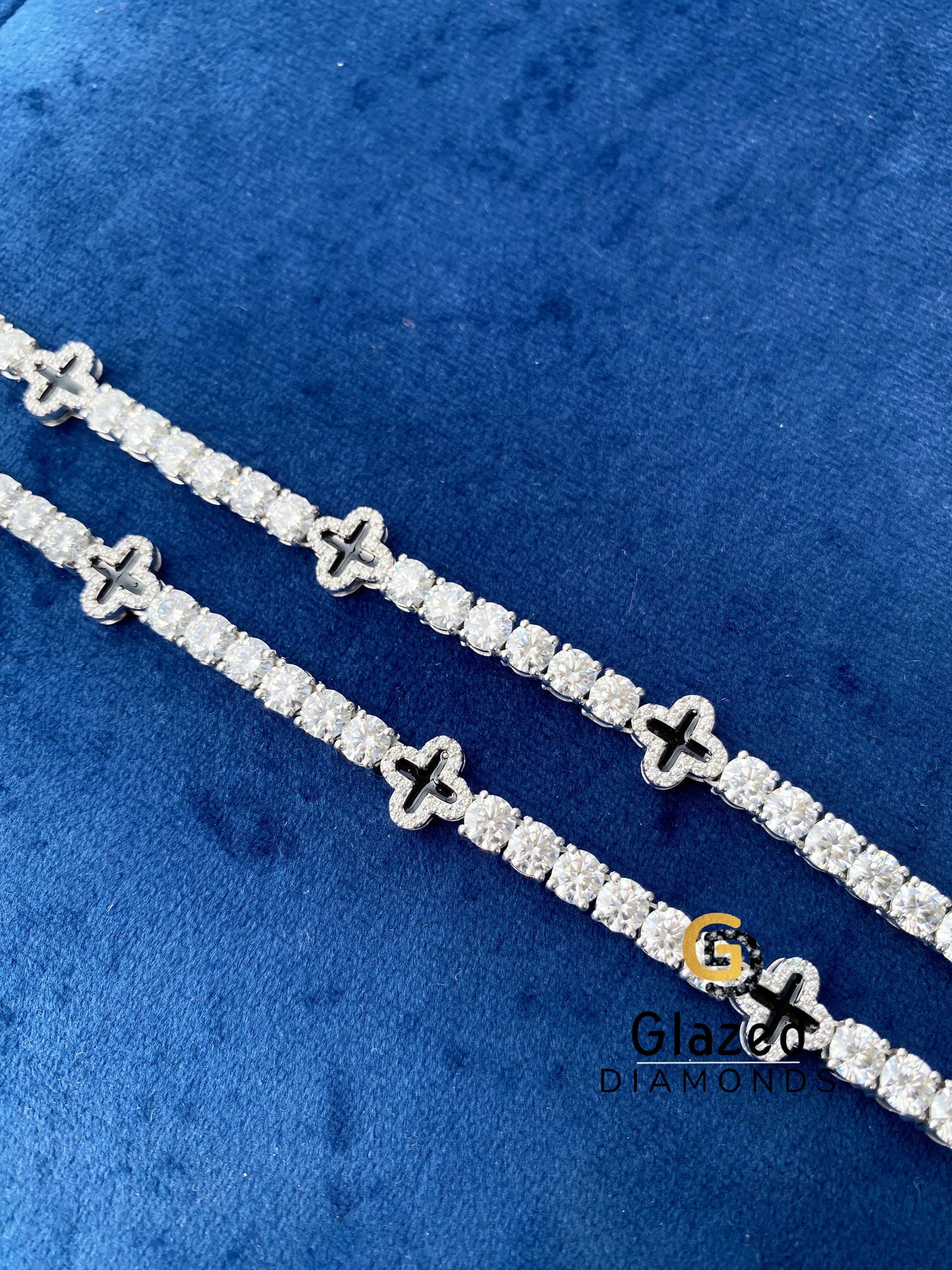 Round Four Leaf Clover Moissanite Tennis Chain