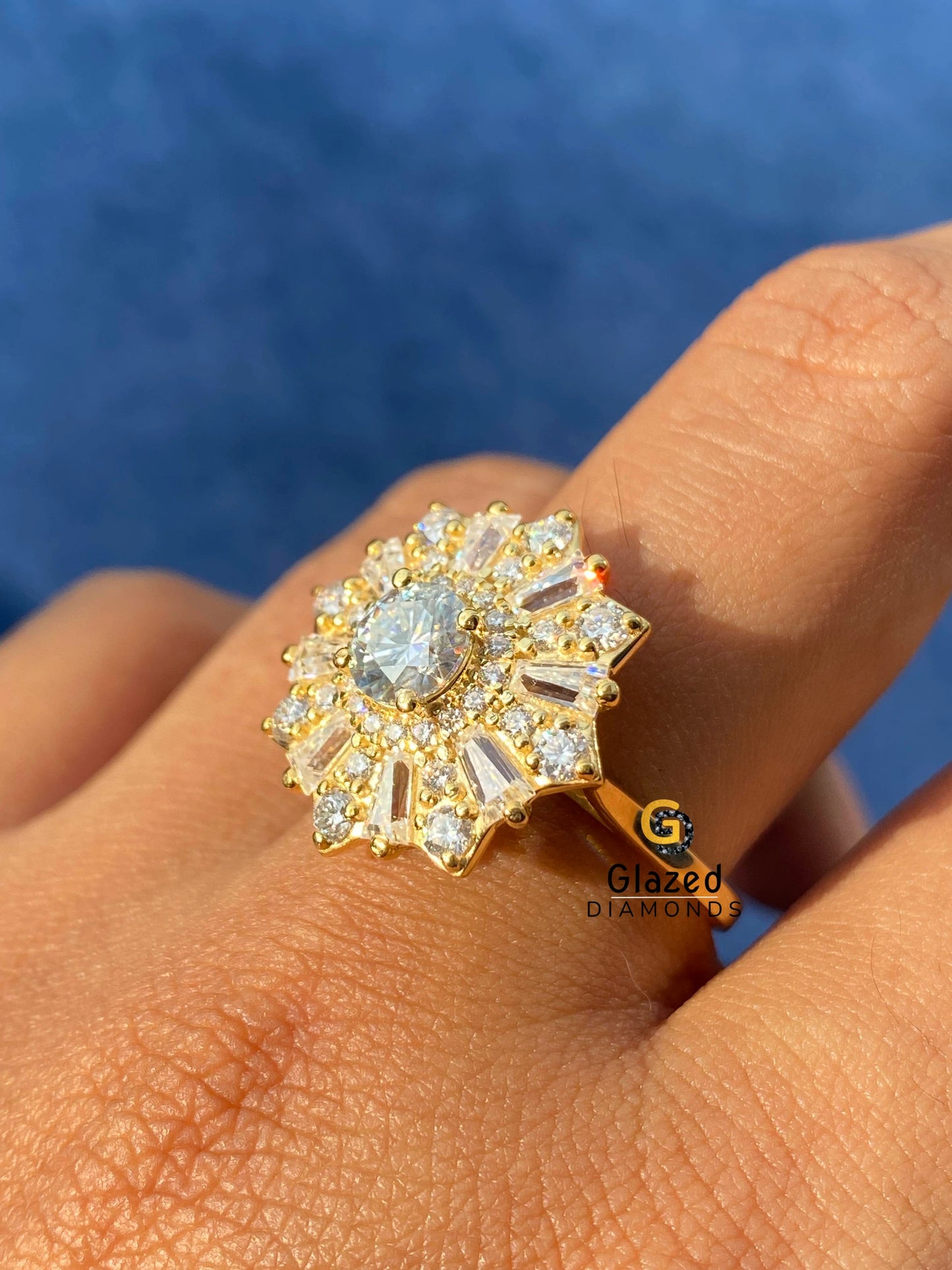 Round Moissanite Flower Shape Ring in 18K Gold