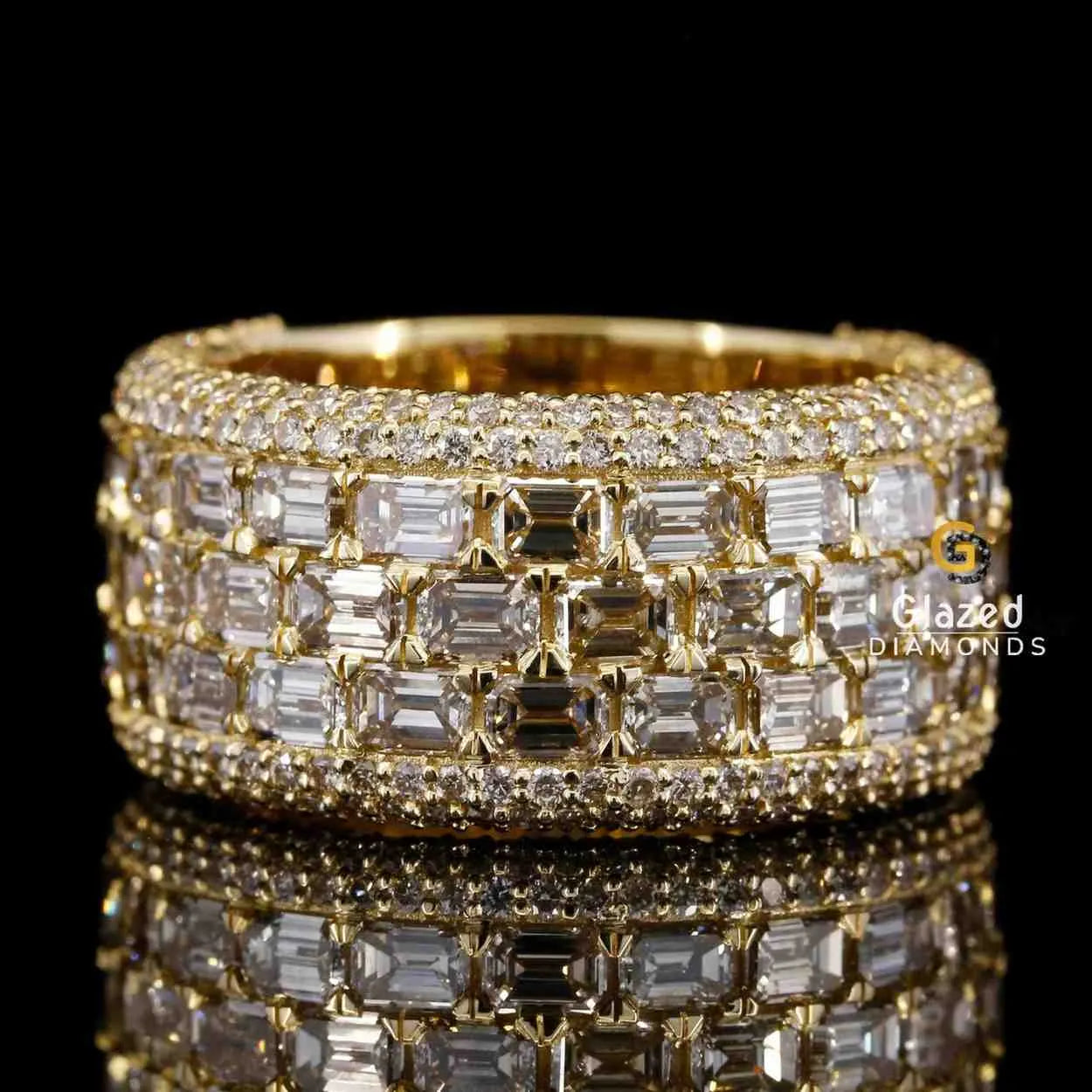 Round baguette Moissanite RIng