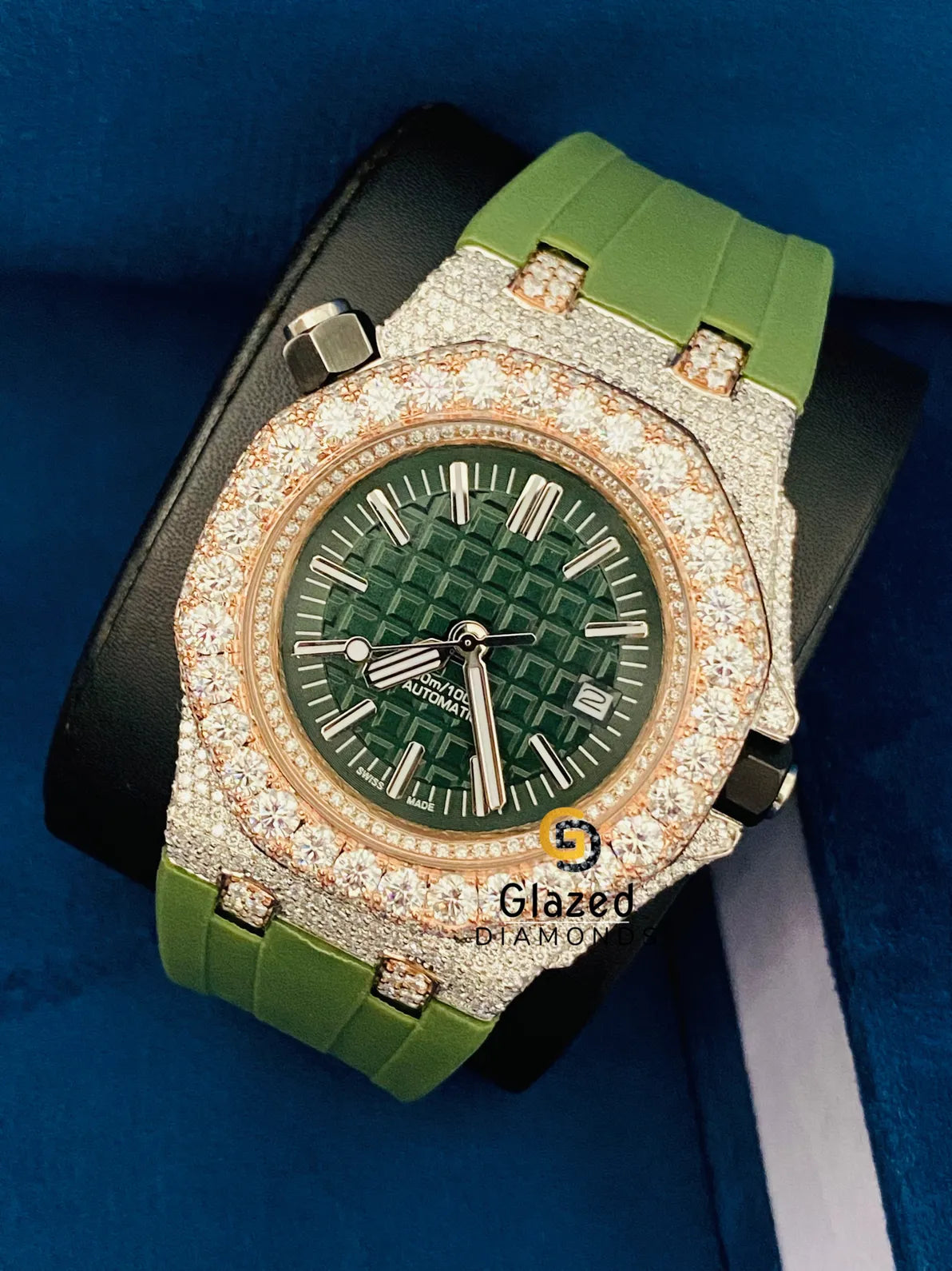 Silicone Green Strap Stick Dial VVs Round Moissanite Watch
