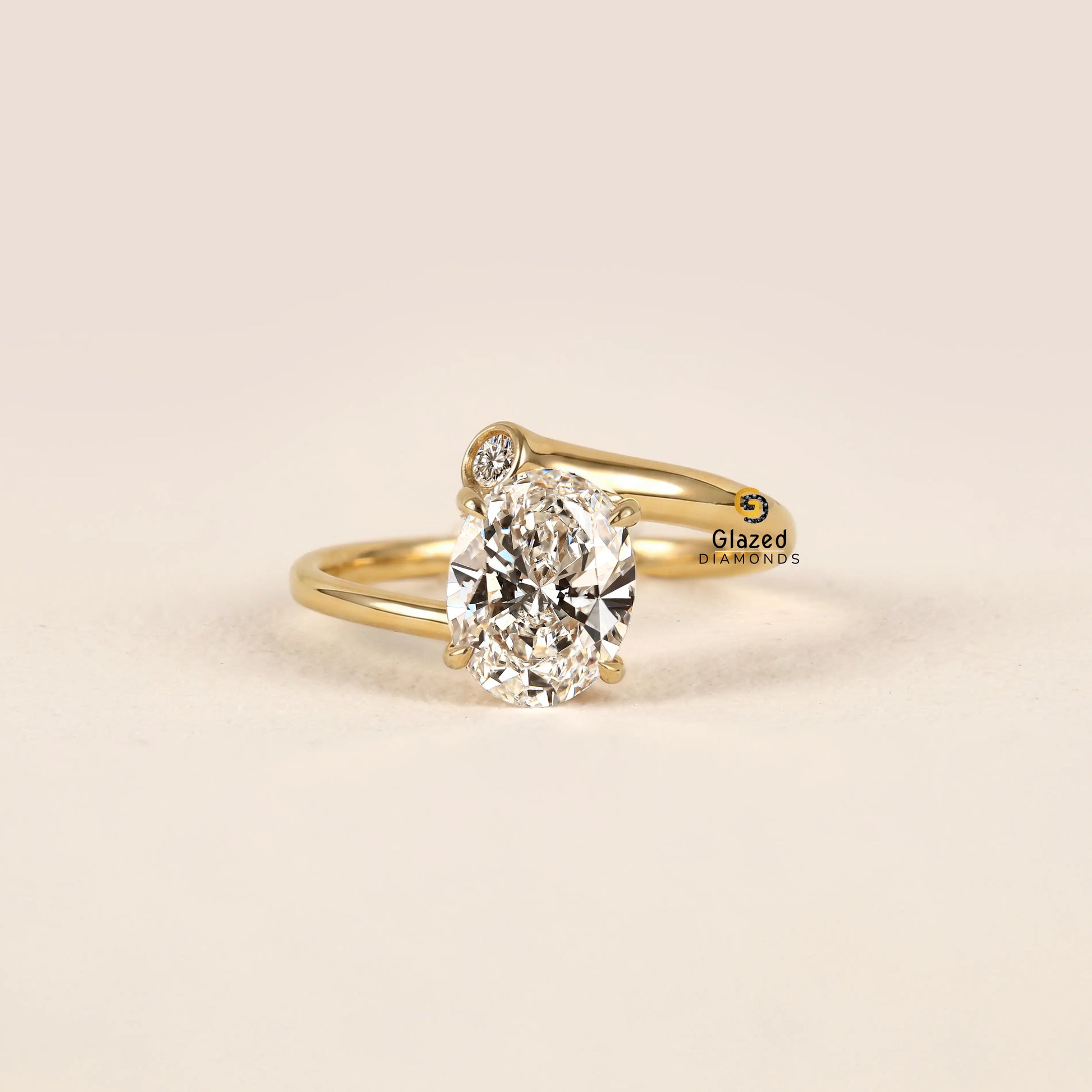 Surprise Lab Diamond Wedding Ring
