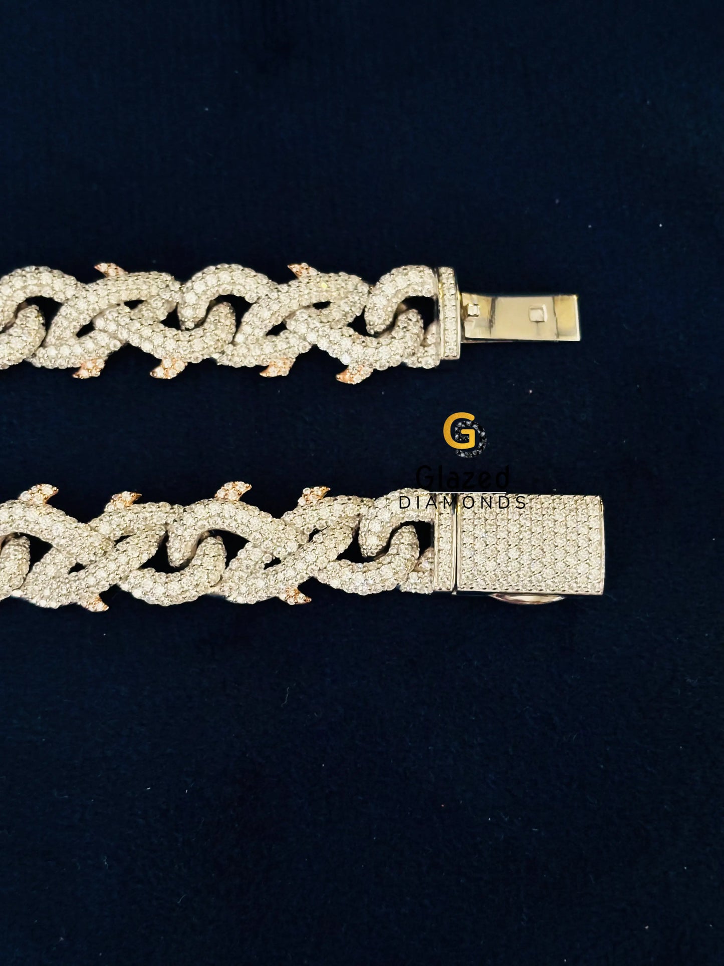 Thrown Crown Moissanite Hip Hop Chain For Men