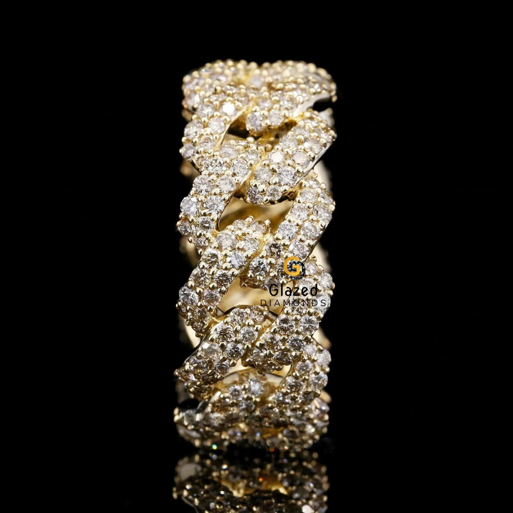 Trendy Moissanite Ring