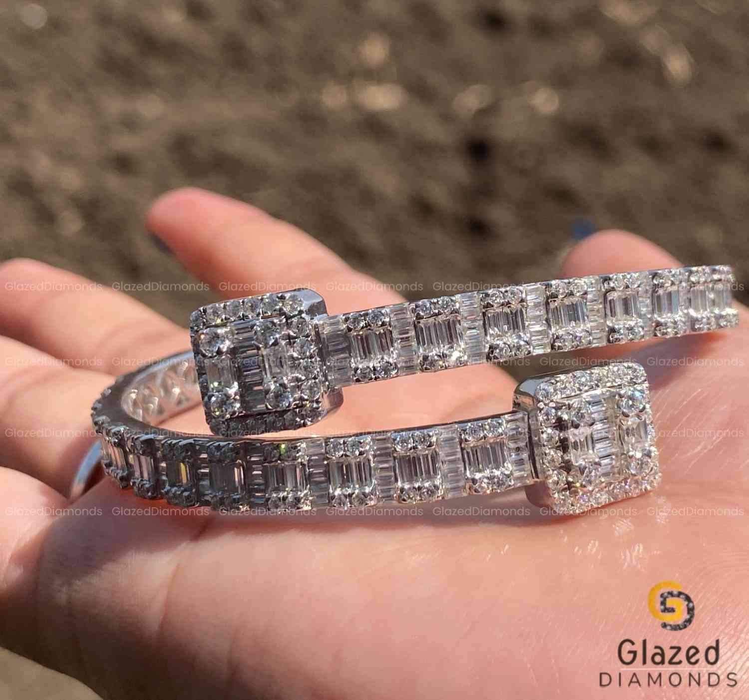 Two Tone Baguette Round Moissanite Diamond Bracelet for Gifts