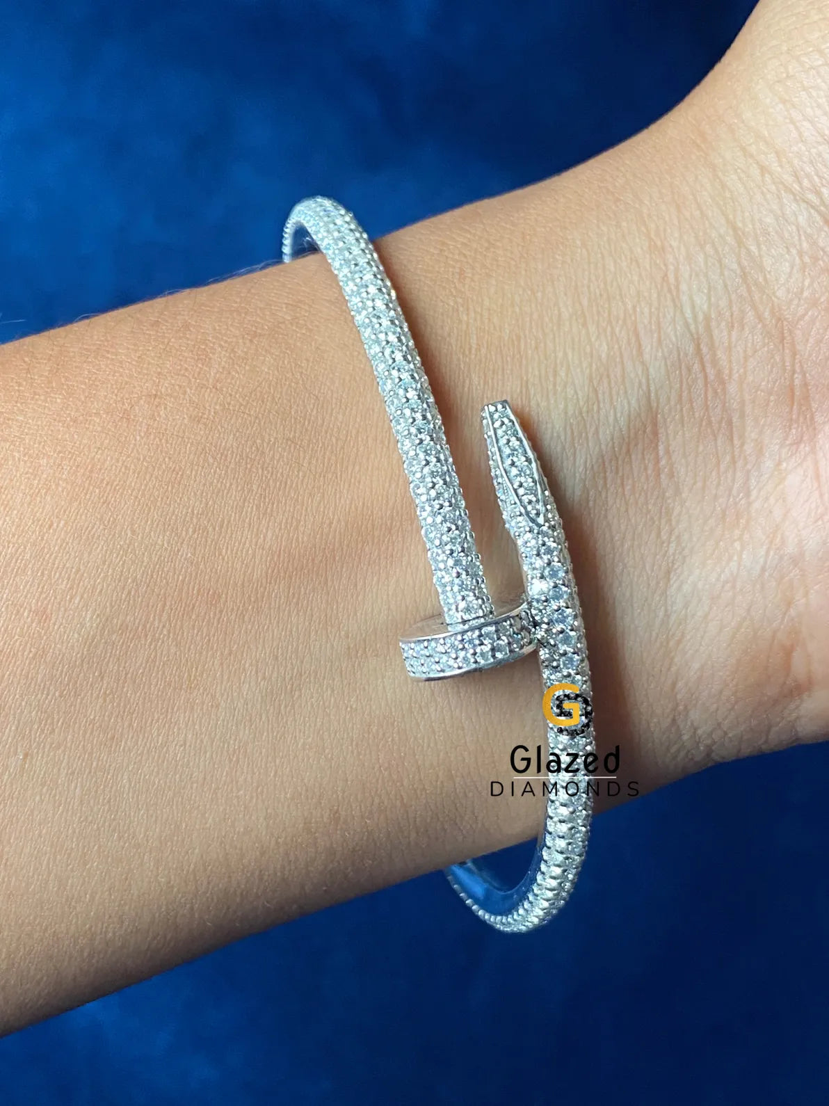 Unique Hip Hop Round Moissanite Bracelet