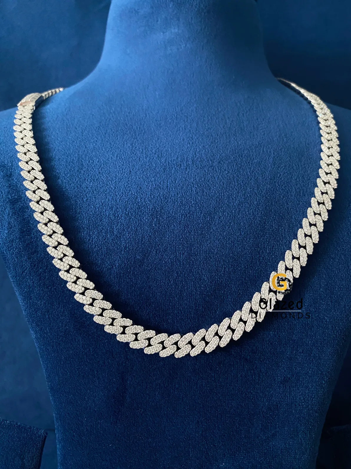 VVs Moissanite 12MM Cuban Link Hip Hop Chain