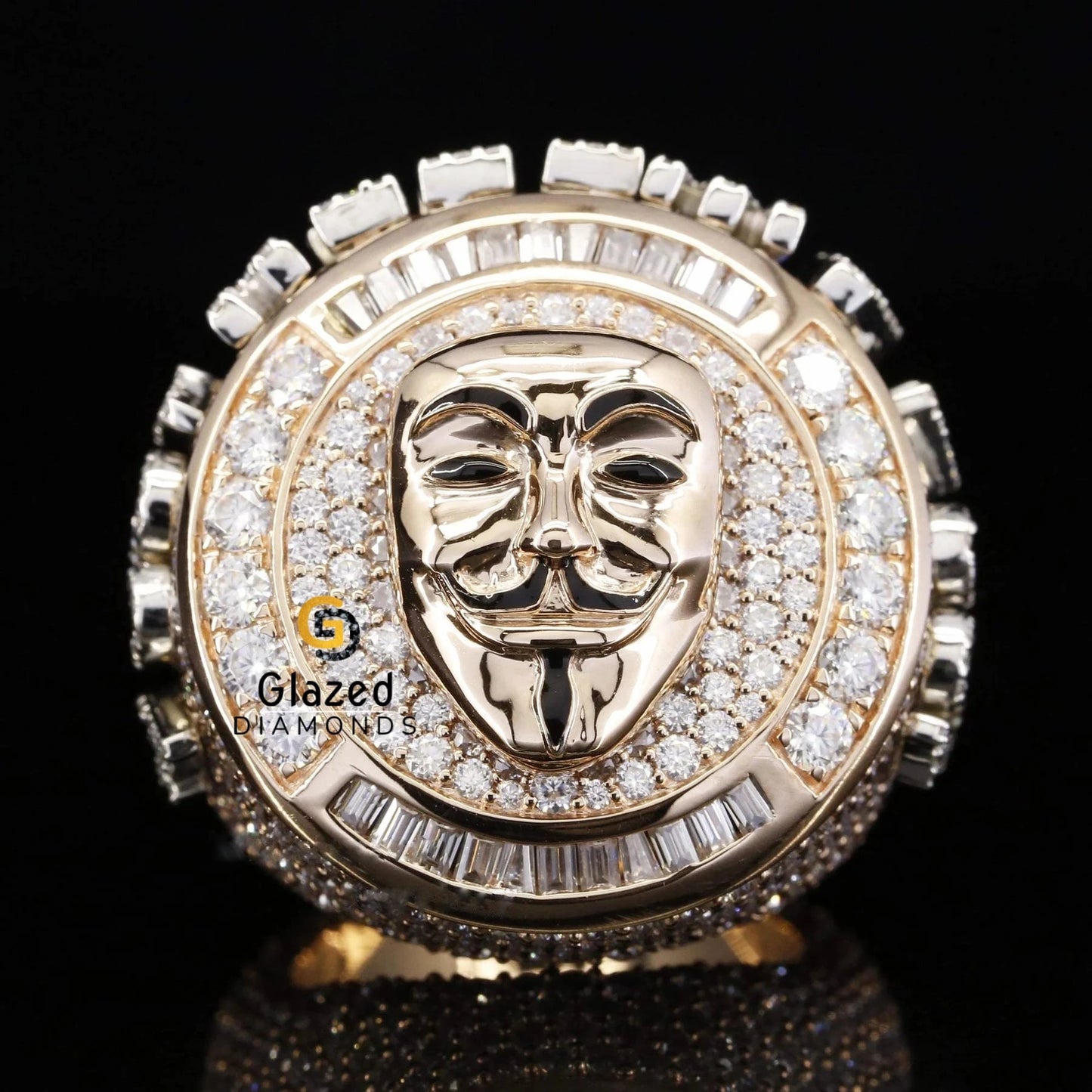 Vendetta Mask Ring 