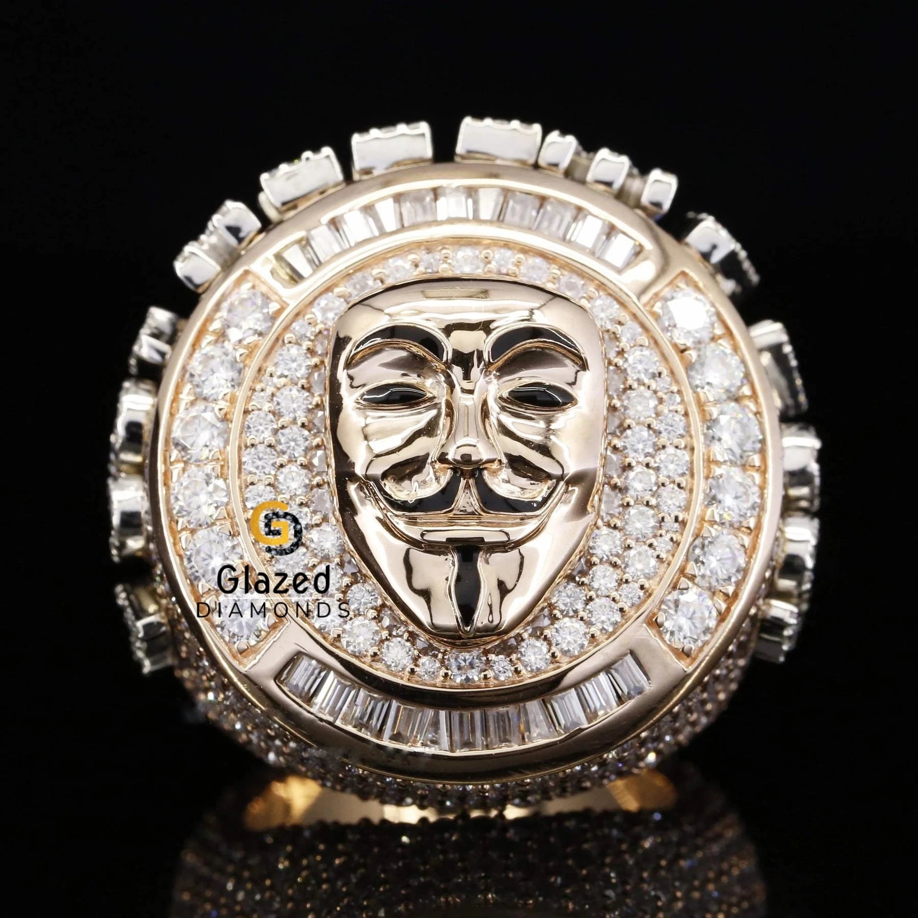 Vendetta Mask Ring 