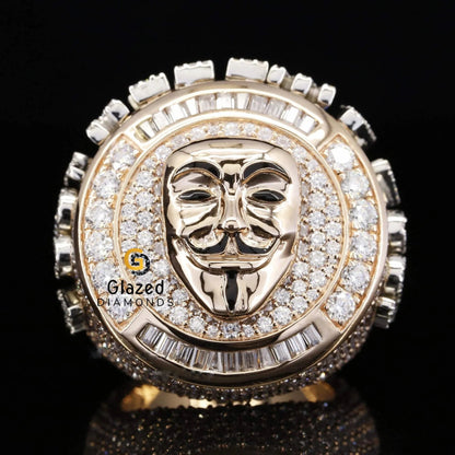Vendetta Mask Ring 