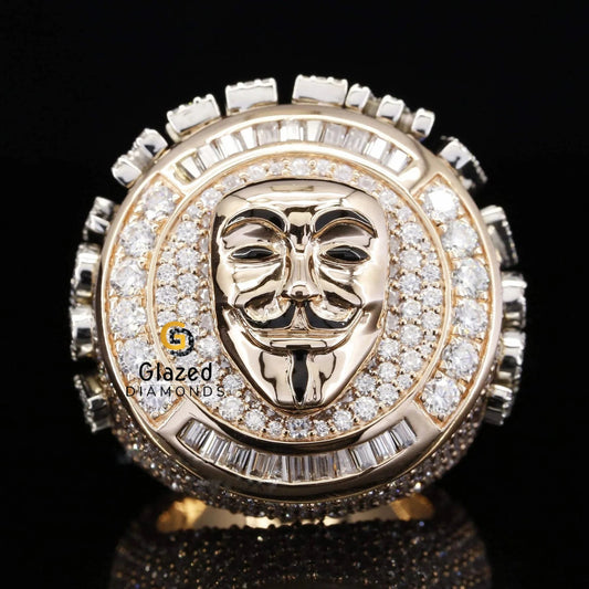 Vendetta Mask Ring 